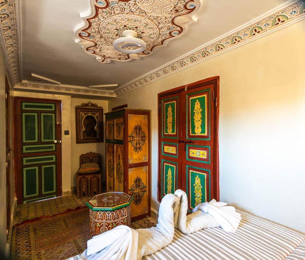 Dar El Ouedghiri Hotel Fez Bagian luar foto